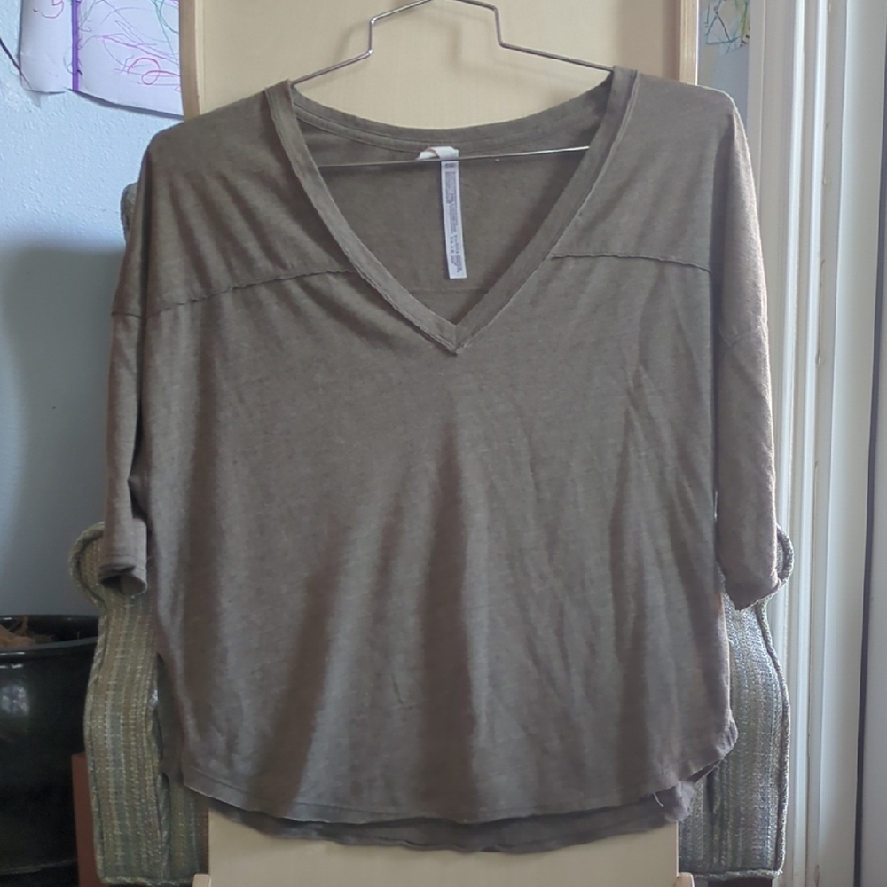 FP Movement V-neck Oversized Shirt Size XS Color Olive Green